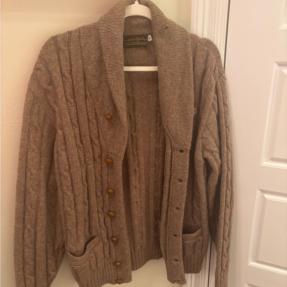 Eddie Bauer Other - 100% Loomed Wool Eddie Bauer Brown Cable Knit Cardigan